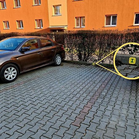 Slnecny Byt V Blizkosti Historickeho Centra Trenčín Eksteriør billede