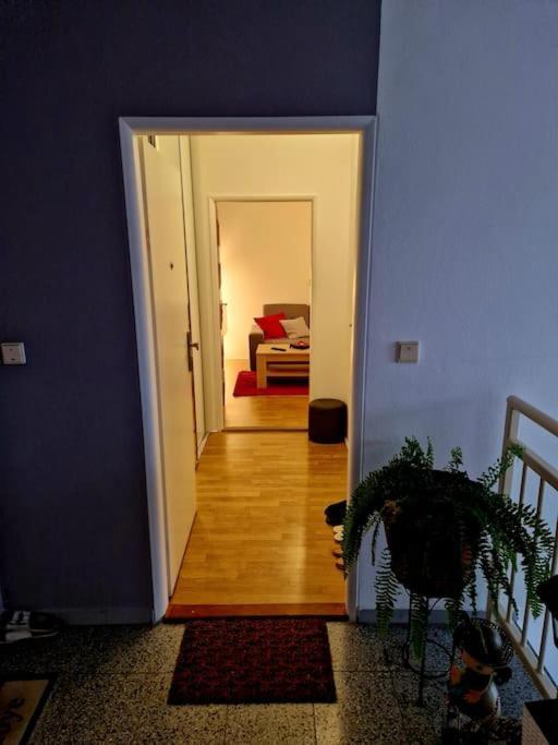 Slnecny Byt V Blizkosti Historickeho Centra Trenčín Eksteriør billede